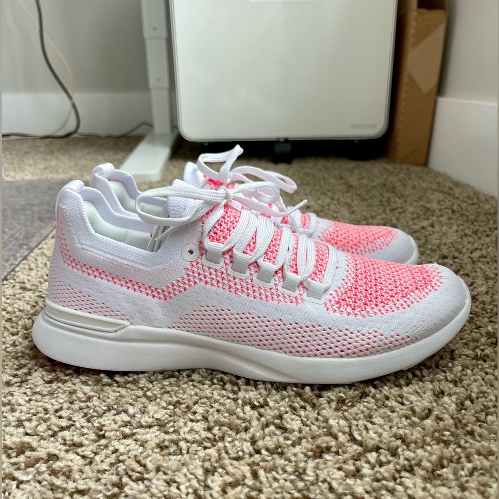 NWT APL Techloom Breeze white/magenta/neon peach